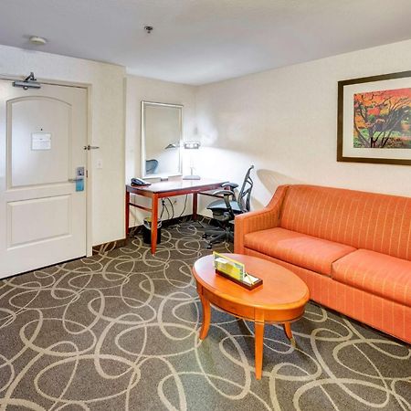 Hilton Garden Inn Portland Airport Extérieur photo