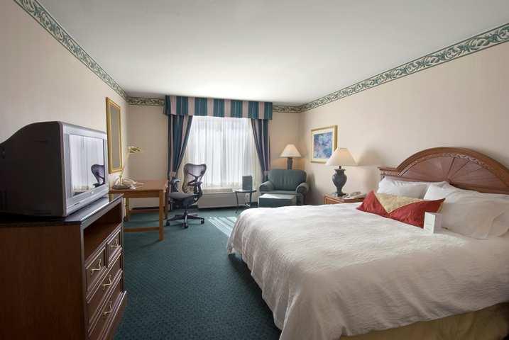 Hilton Garden Inn Portland Airport Extérieur photo