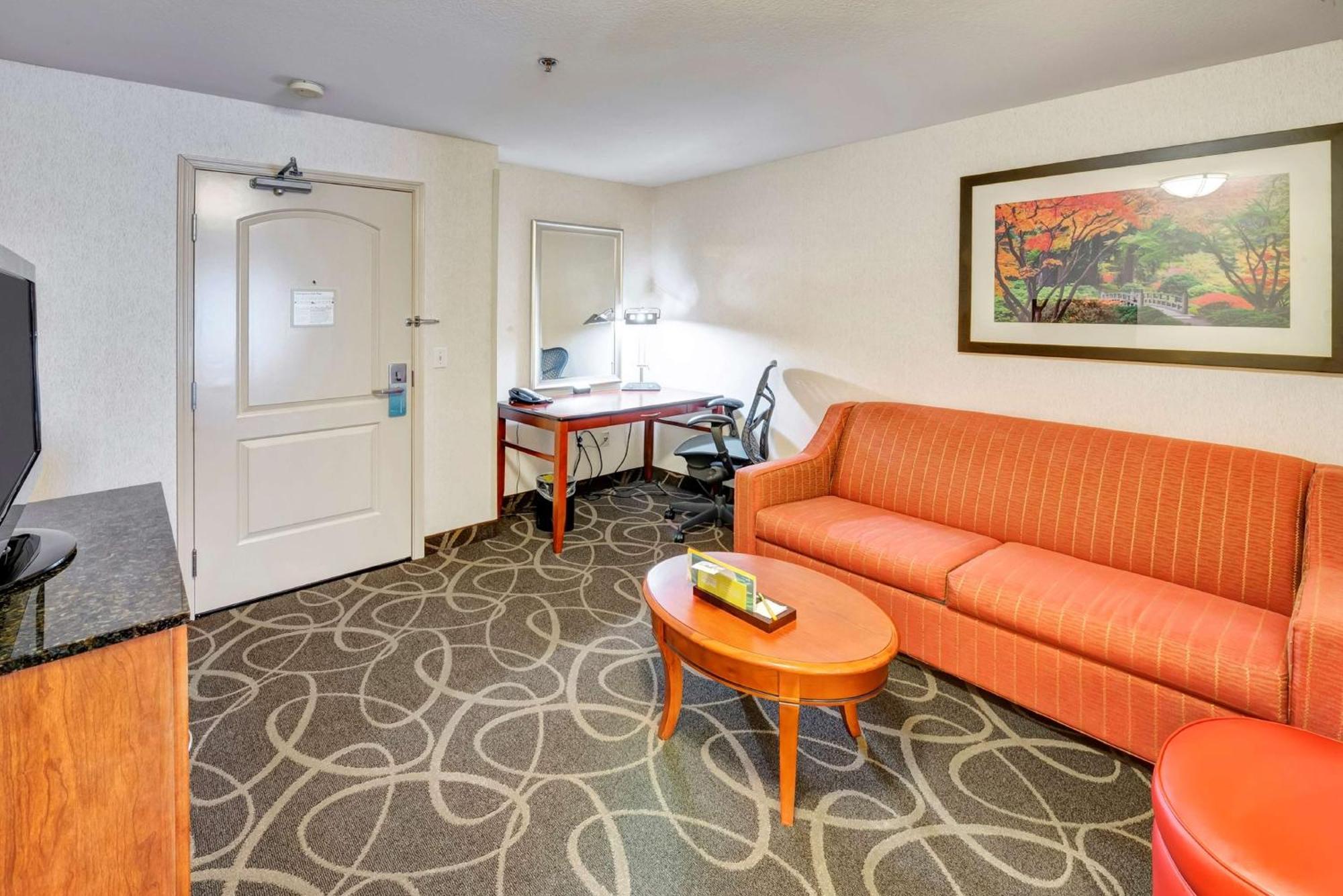 Hilton Garden Inn Portland Airport Extérieur photo